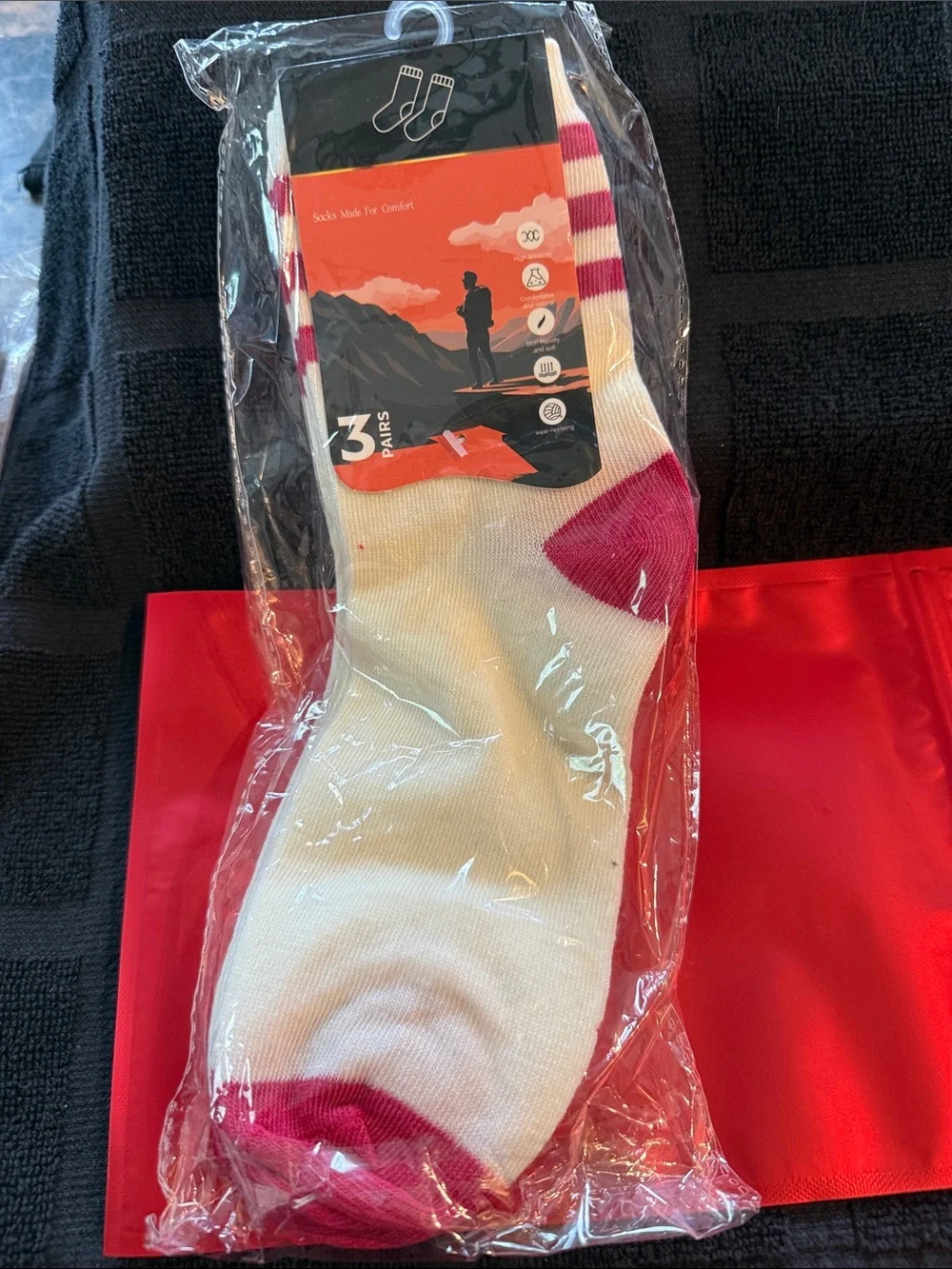 Kids Crew Socks in White with Red Accents 3pk